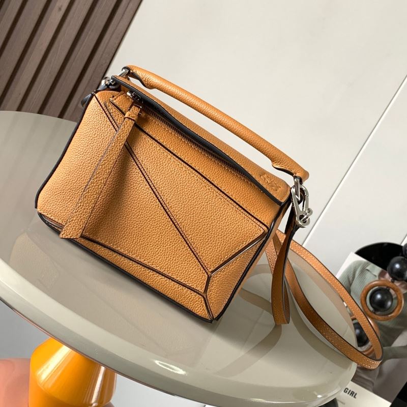 Loewe Puzzle Bags - Click Image to Close